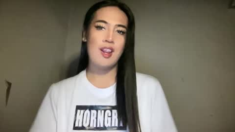 Snapshot of fallon_empress chatting on 11.07.25 callmecindy online show from 11.07.25