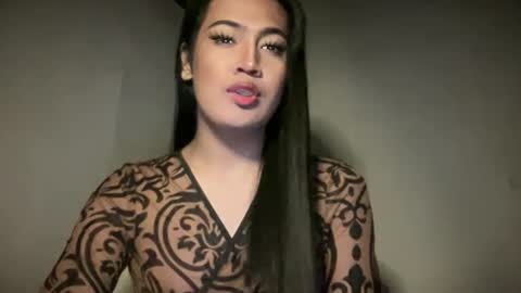 Snapshot of fallon_empress chatting on 11.19.25 callmecindy online show from 11.19.25