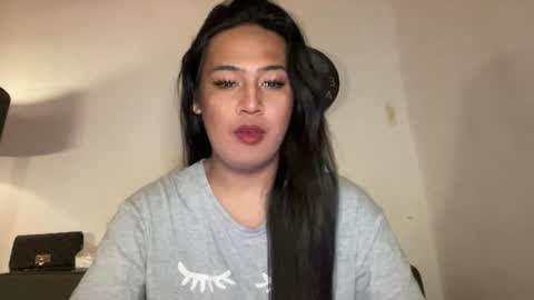 Snapshot of fallon_empress chatting on 05.24.26 callmecindy online show from 05.24.26