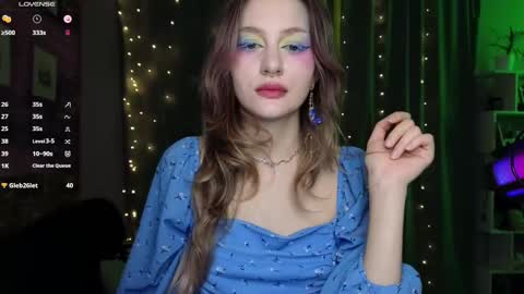 Snapshot of fancymeee chatting on 03.08.25 fancymeee online show from 03.08.25
