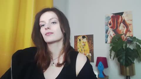 Nadine online show from 02.25.25