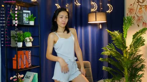 Snapshot of fannygarland chatting on 01.18.25 Eva online show from 01.18.25