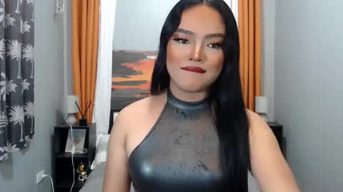 ITYS ME MONA online show from 02.12.26