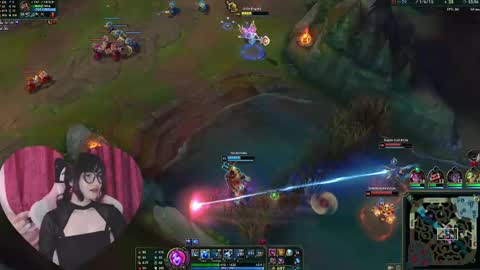 Snapshot of fantasma_gei chatting on 12.16.24 Fantasma. online show from 12.16.24