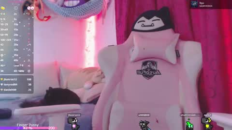 Snapshot of fantasma_gei chatting on 01.27.25 Fantasma. online show from 01.27.25