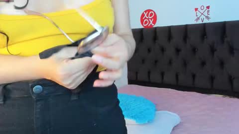 Snapshot of fantastic_asians2 chatting on 02.09.26 Ale online show from 02.09.26