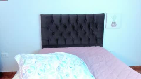 Snapshot of fantastic_asians2 chatting on 03.17.26 Ale online show from 03.17.26