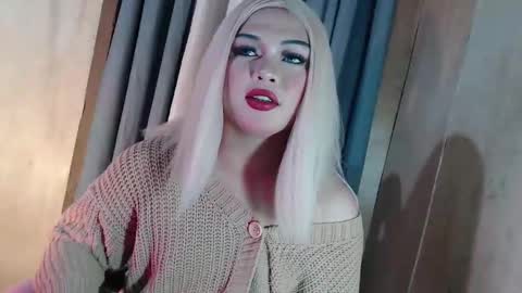 DANIELLA - DONT FORGET TO GIVE ME A THUMBSU UP online show from 04.24.26