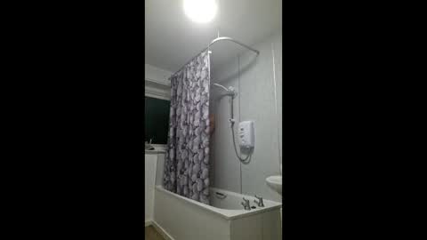 fantasyforcurves69 online show from 04.17.26