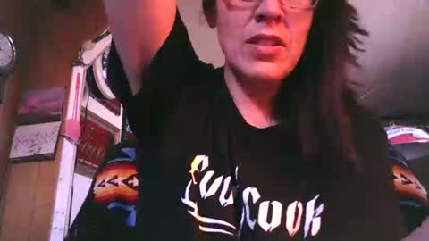 Snapshot of fapqueenc17 chatting on 11.17.25 Scarlett online show from 11.17.25