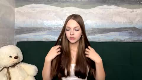 Anna Scovich online show from 10.27.25