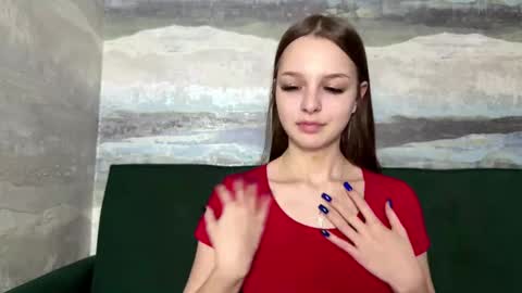 Anna Scovich online show from 11.26.25