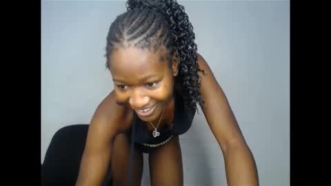 Snapshot of farihababy chatting on 02.27.26 fariha online show from 02.27.26