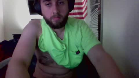 Snapshot of farmboy2398 chatting on 01.03.25 farmboy2398 online show from 01.03.25