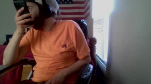 Snapshot of farmboy2398 chatting on 01.08.25 farmboy2398 online show from 01.08.25