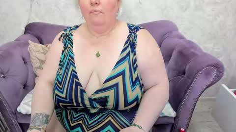 fashiona online show from 01.30.25