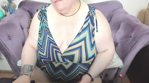 fashiona online show from 12.17.25