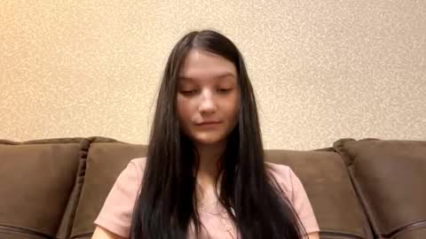 Aurora 18yo online show from 03.05.26