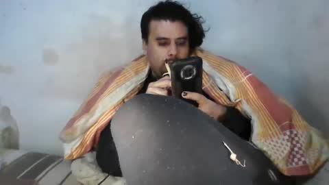 Faux Feitico online show from 04.14.26