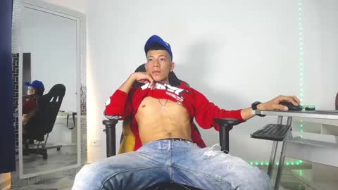 Favel Gomez online show from 01.14.25