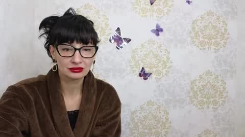 Snapshot of favorite_angel chatting on 01.14.26 favorite_angel online show from 01.14.26