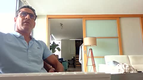 Miami Persian online show from 09.10.25