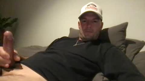 Snapshot of fdck75 chatting on 12.18.25 fdck75 online show from 12.18.25