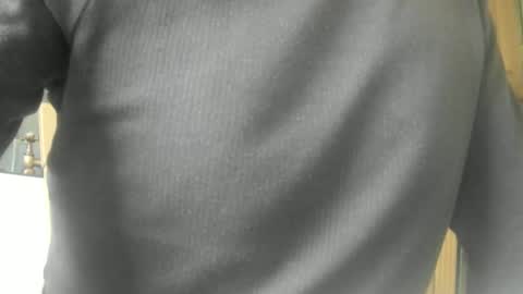 Snapshot of feardubh chatting on 02.11.25 feardubh online show from 02.11.25