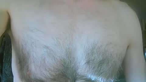 Snapshot of feardubh chatting on 02.25.25 feardubh online show from 02.25.25
