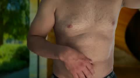 Snapshot of federiclatin chatting on 12.17.25 federiclatin online show from 12.17.25