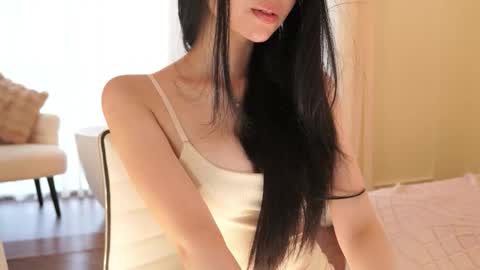 Snapshot of feel_me_00 chatting on 12.14.25 feel_me_00 online show from 12.14.25