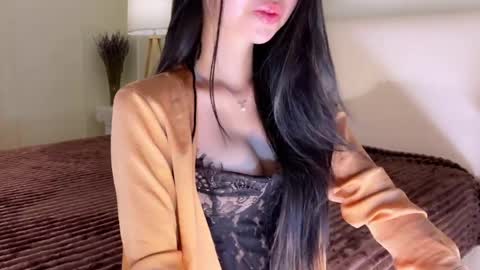 feel_me_00 online show from 02.28.26