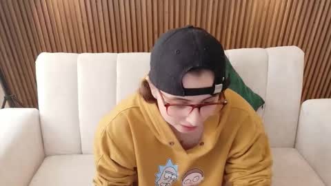 Feelena online show from 01.19.26