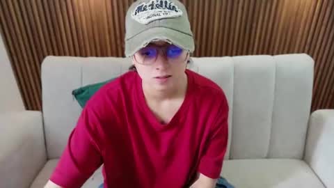 Feelena online show from 06.09.26