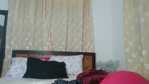 feetlovely507541 online show from 02.20.26