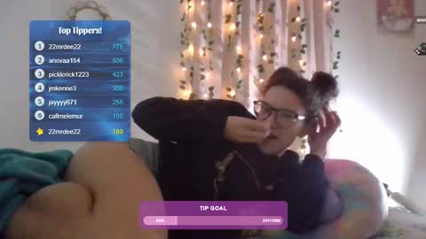 Soley online show from 02.05.25