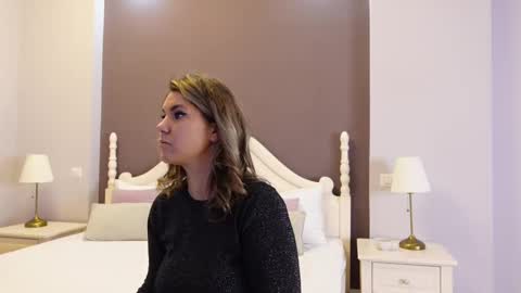 FeliciaKrige online show from 02.11.25