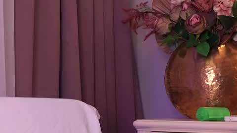 FeliciaKrige online show from 09.11.25