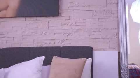 FeliciaKrige online show from 09.18.25