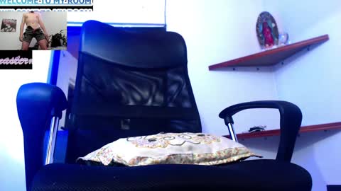 Snapshot of felipevega01 chatting on 12.02.24 felipe online show from 12.02.24