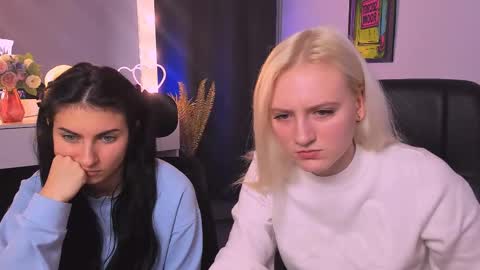 Snapshot of femida_love chatting on 03.11.25 Femida online show from 03.11.25