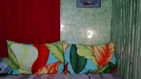 feminine_tsx online show from 01.07.25