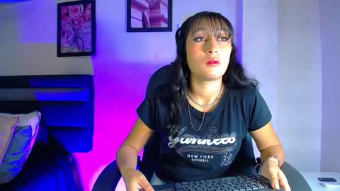 Snapshot of fenixx_19 chatting on 03.24.26 Fenix online show from 03.24.26