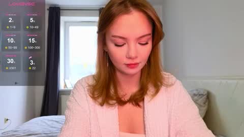 Snapshot of feral_berrys chatting on 09.18.25 Nancy online show from 09.18.25