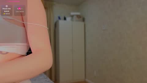 Snapshot of feral_berrys chatting on 02.13.26 Nancy online show from 02.13.26