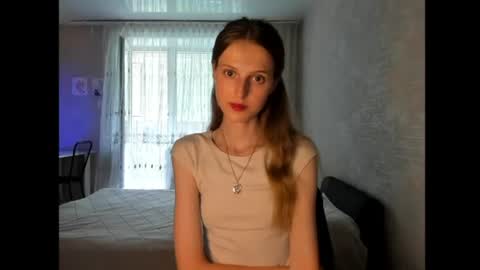Snapshot of feralberry_dina chatting on 07.05.26 Dana online show from 07.05.26