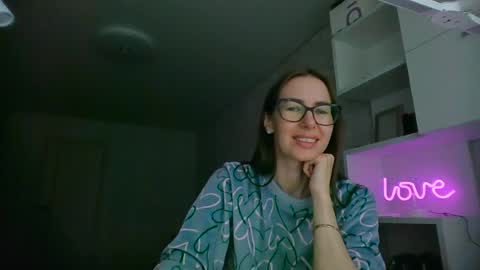 Snapshot of feraliss chatting on 06.17.26 feraliss online show from 06.17.26
