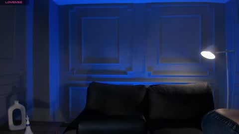 Snapshot of fernandax1_ chatting on 12.31.24 FER online show from 12.31.24