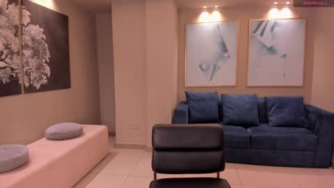 Snapshot of fernandax1_ chatting on 01.30.25 FER online show from 01.30.25
