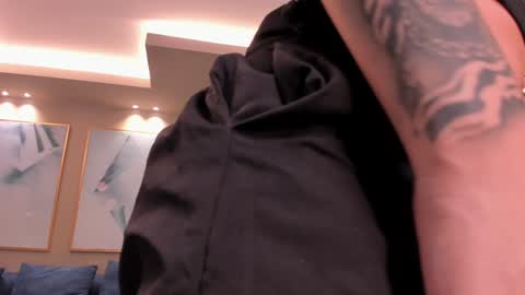 Snapshot of fernandax1_ chatting on 01.31.25 FER online show from 01.31.25
